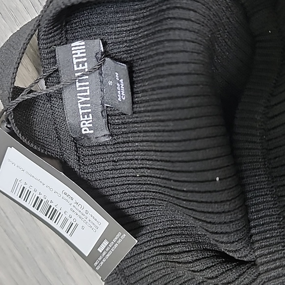 Midi Cutout dress - Picture 6 of 6